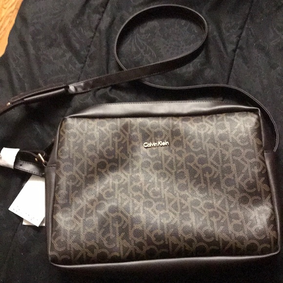 Calvin Klein Handbags - Brown Calvin Klein laptop bag